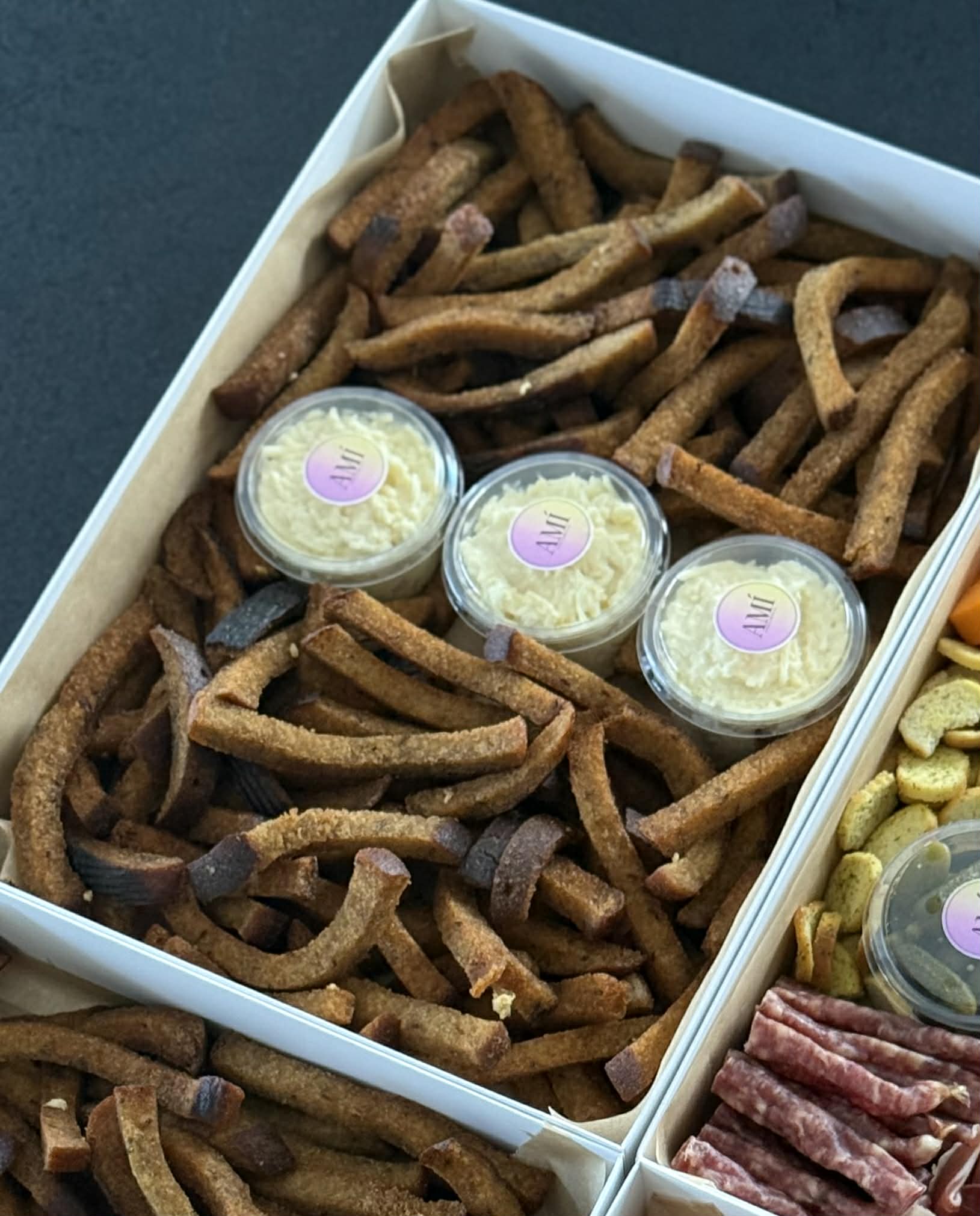 AMÍ keptos duonos užkandžių dėžė didelė