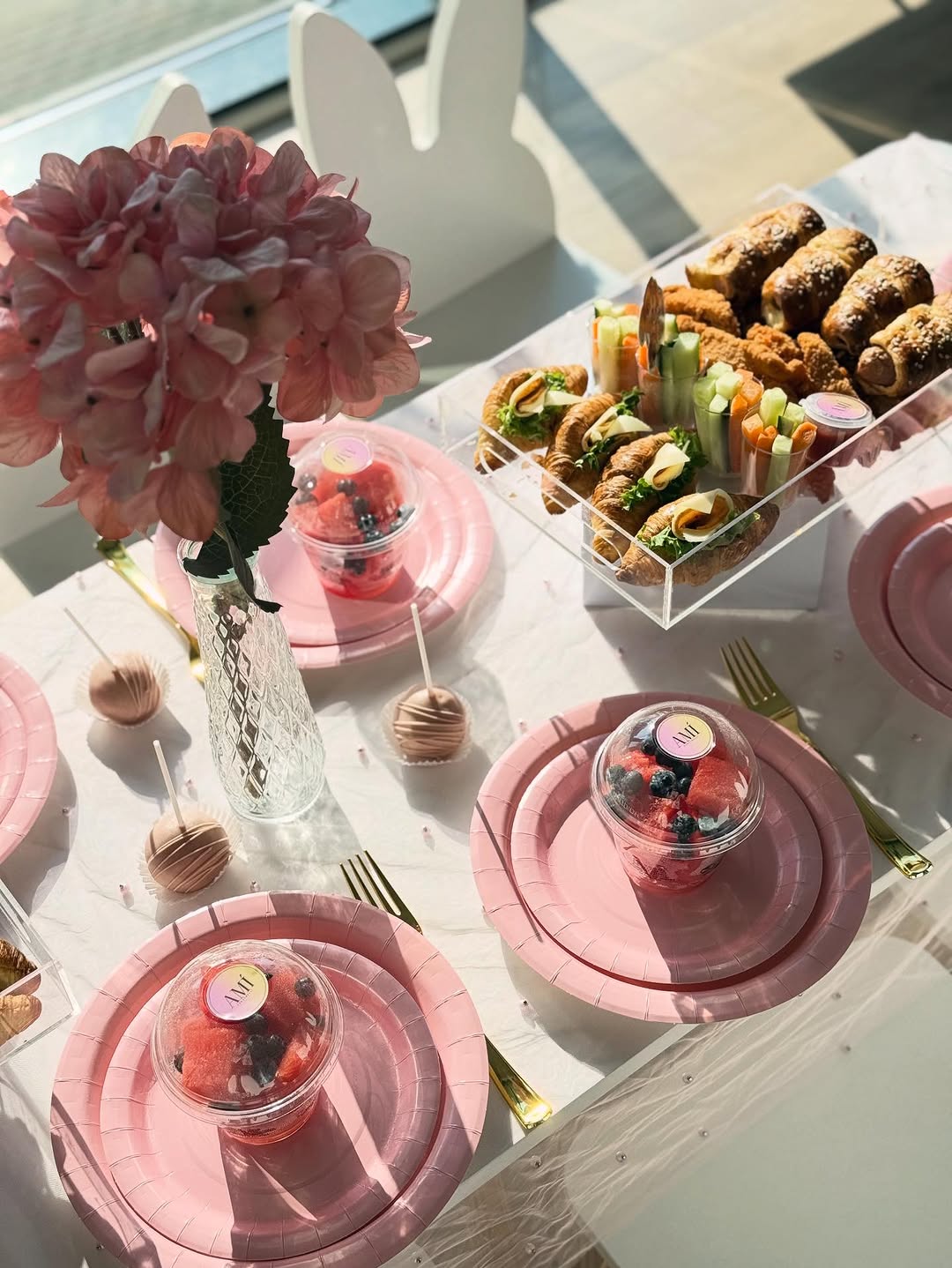 Vaisių puodeliai (TEIRAUTIS)